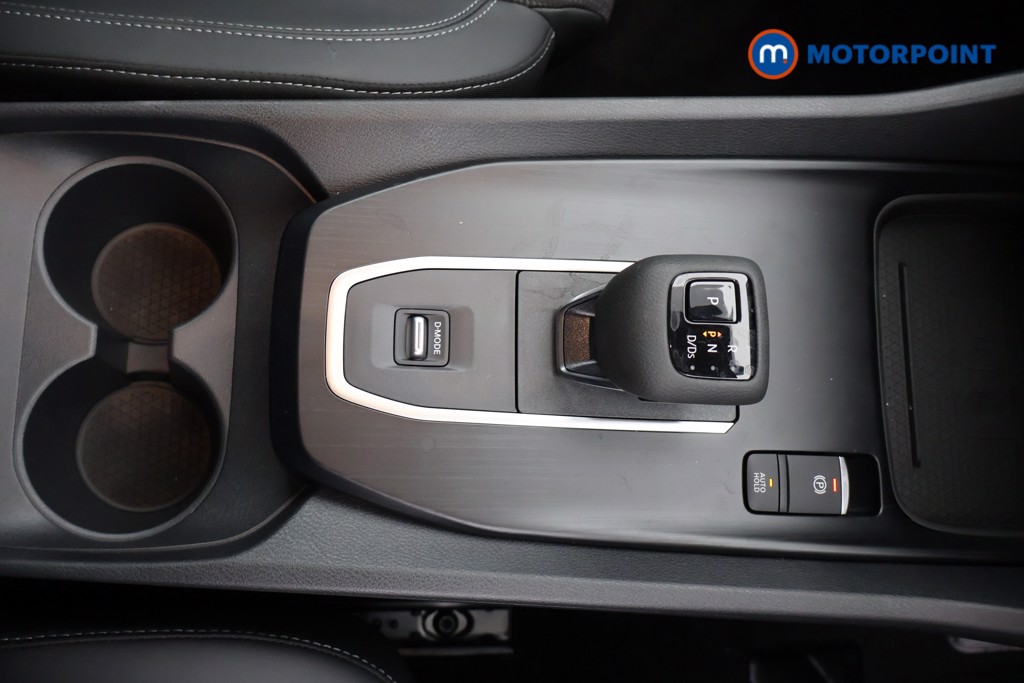 Nissan Qashqai N-Connecta Automatic Petrol SUV - Stock Number (1683495) - 13th supplementary image