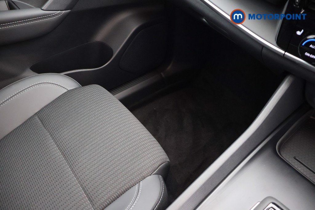 Nissan Qashqai N-Connecta Automatic Petrol SUV - Stock Number (1683495) - 17th supplementary image