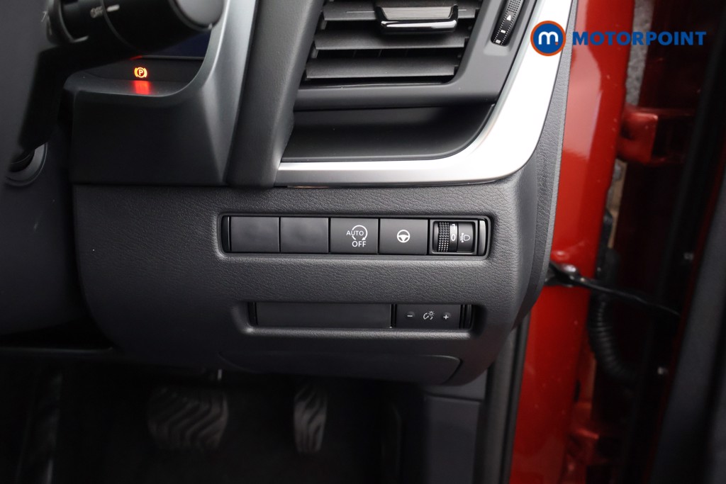 Nissan Qashqai N-Connecta Automatic Petrol SUV - Stock Number (1683495) - 18th supplementary image