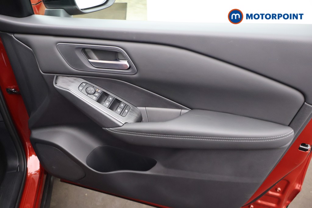 Nissan Qashqai N-Connecta Automatic Petrol SUV - Stock Number (1683495) - 19th supplementary image