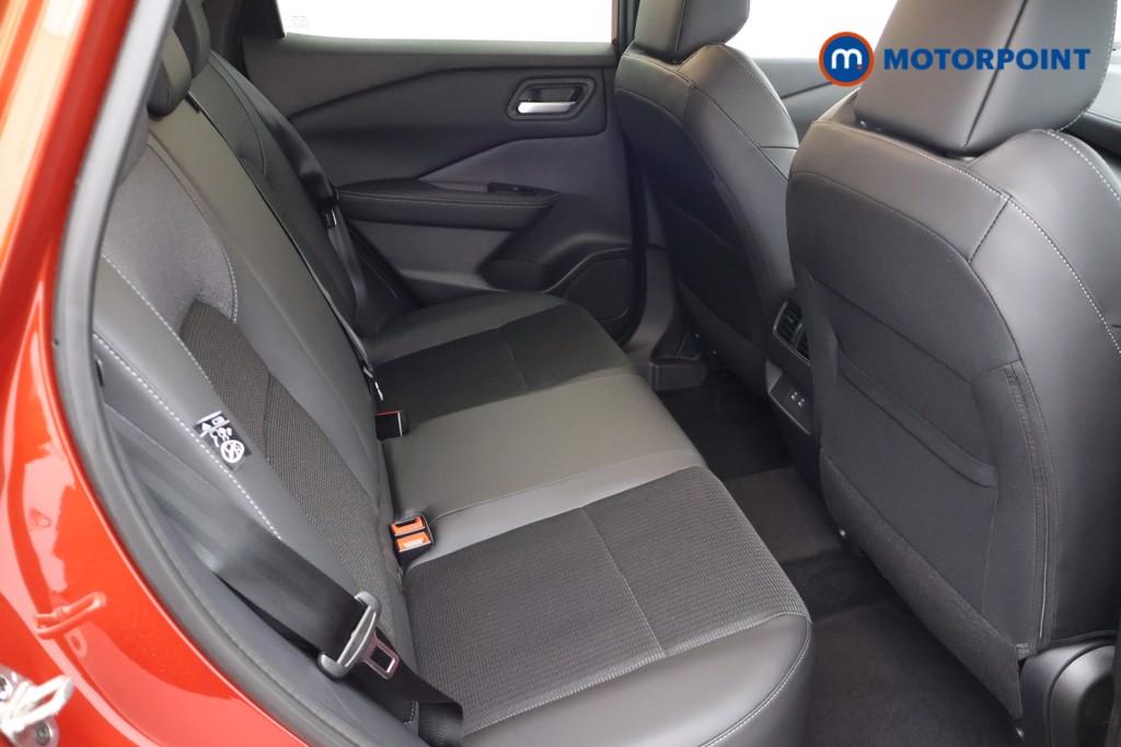Nissan Qashqai N-Connecta Automatic Petrol SUV - Stock Number (1683495) - 24th supplementary image