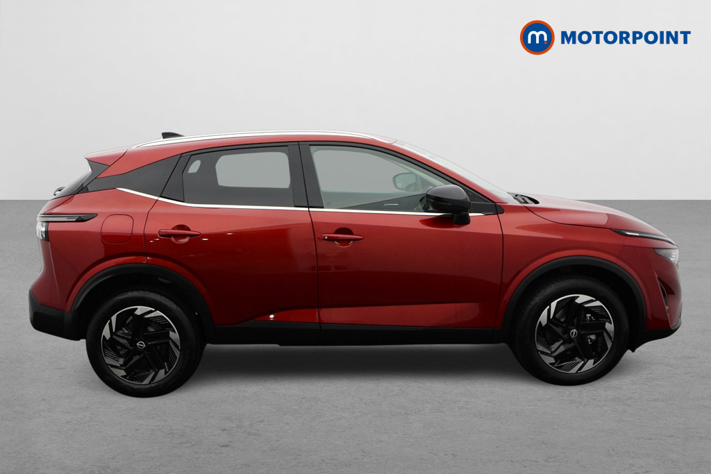 Nissan Qashqai N-Connecta Automatic Petrol SUV - Stock Number (1683495) - Drivers side