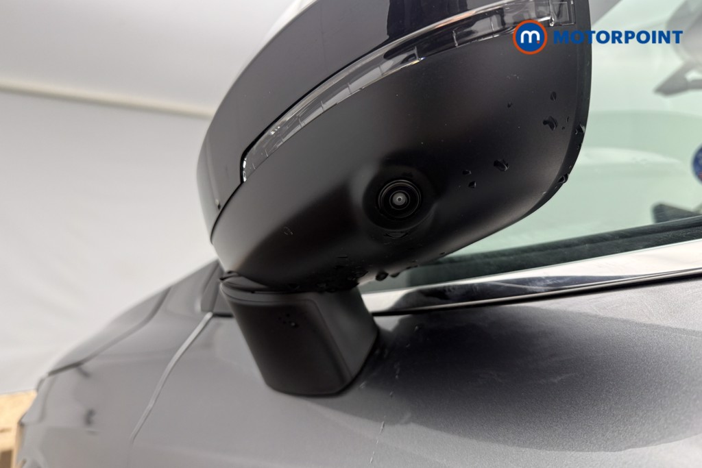 Nissan Qashqai N-Connecta Automatic Petrol SUV - Stock Number (1683508) - 2nd supplementary image