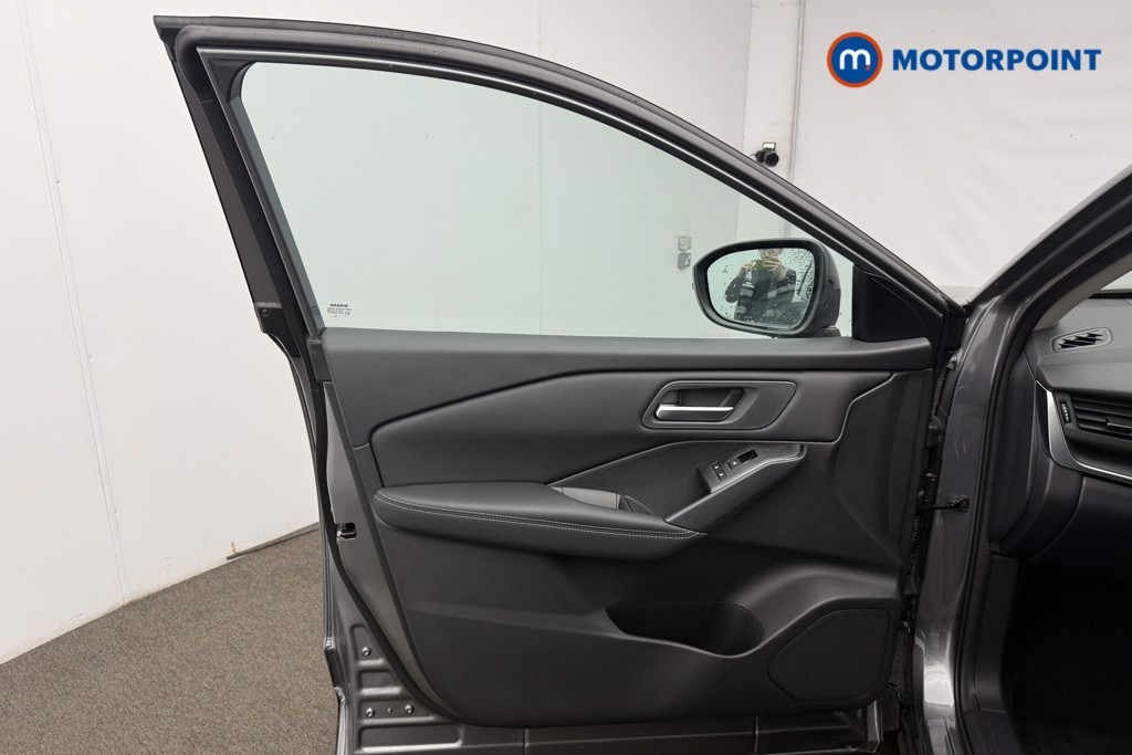 Nissan Qashqai N-Connecta Automatic Petrol SUV - Stock Number (1683508) - 7th supplementary image