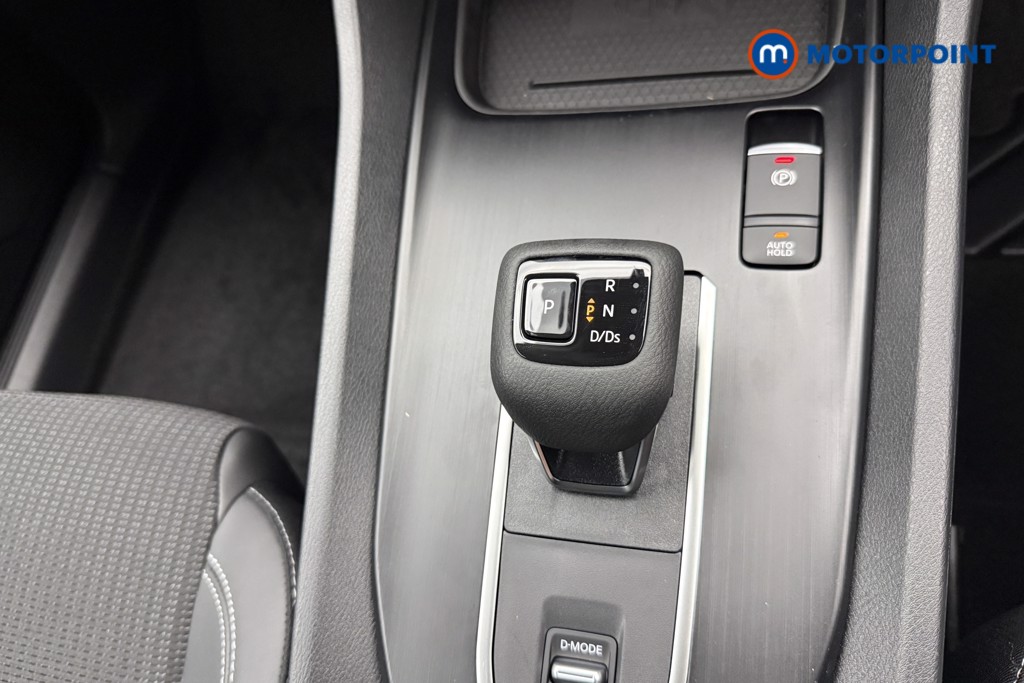 Nissan Qashqai N-Connecta Automatic Petrol SUV - Stock Number (1683508) - 35th supplementary image