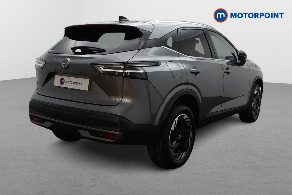 Nissan Qashqai N-Connecta Automatic Petrol SUV - Stock Number (1683508) - Drivers side rear corner