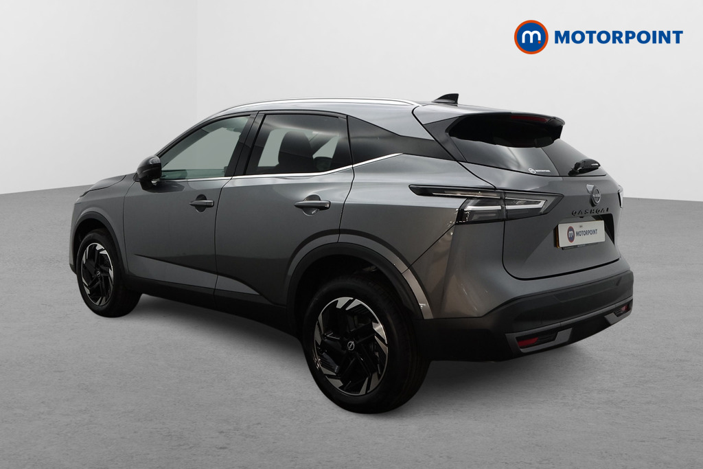 Nissan Qashqai N-Connecta Automatic Petrol SUV - Stock Number (1683508) - Passenger side rear corner