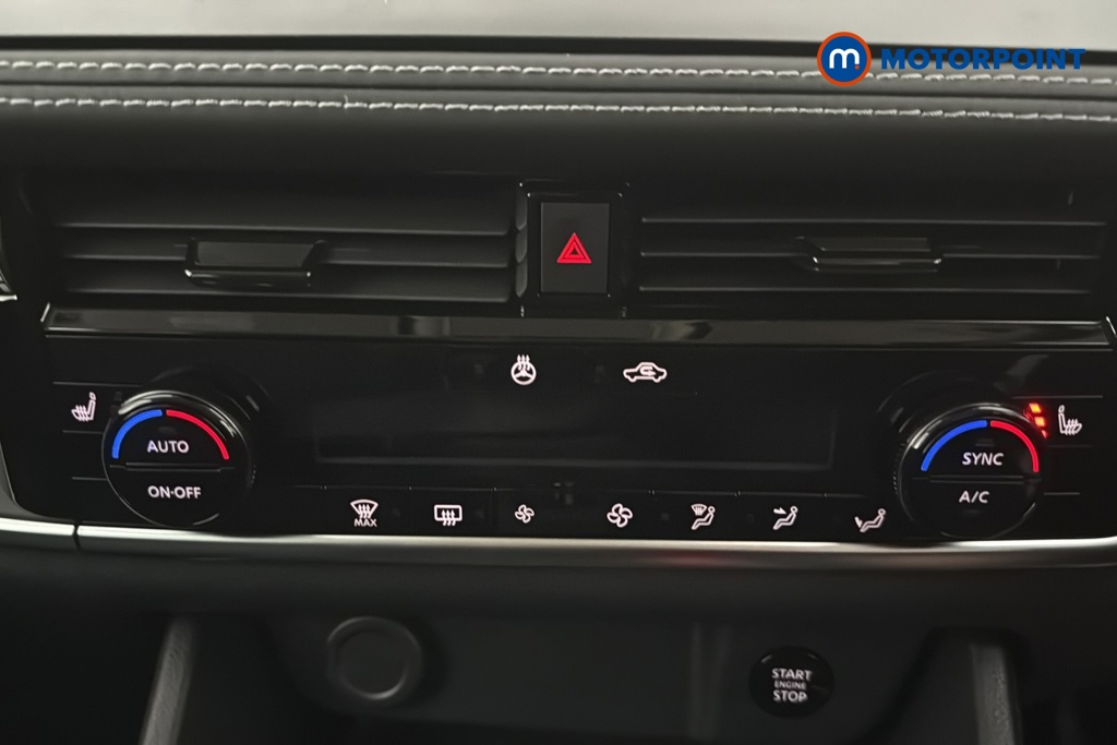 Nissan Qashqai N-Connecta Automatic Petrol SUV - Stock Number (1683513) - 12th supplementary image