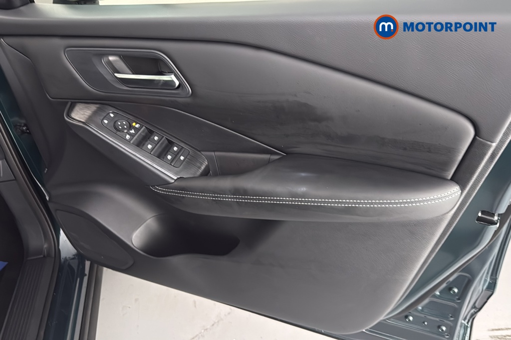 Nissan Qashqai N-Connecta Automatic Petrol SUV - Stock Number (1683513) - 18th supplementary image