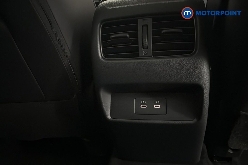 Nissan Qashqai N-Connecta Automatic Petrol SUV - Stock Number (1683513) - 28th supplementary image