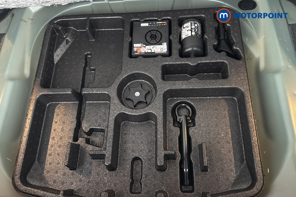 Nissan Qashqai N-Connecta Automatic Petrol SUV - Stock Number (1683513) - 33rd supplementary image