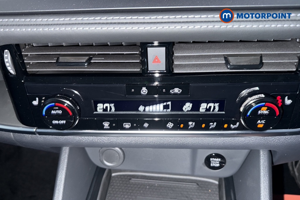 Nissan Qashqai N-Connecta Automatic Petrol SUV - Stock Number (1683521) - 12th supplementary image
