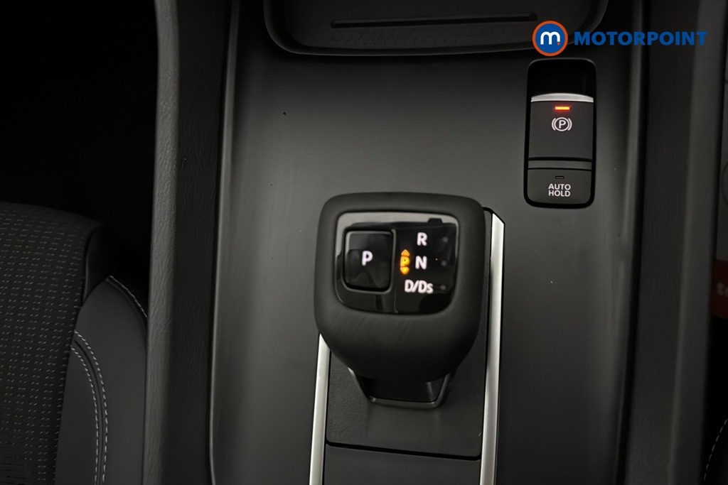 Nissan Qashqai N-Connecta Automatic Petrol SUV - Stock Number (1683537) - 15th supplementary image