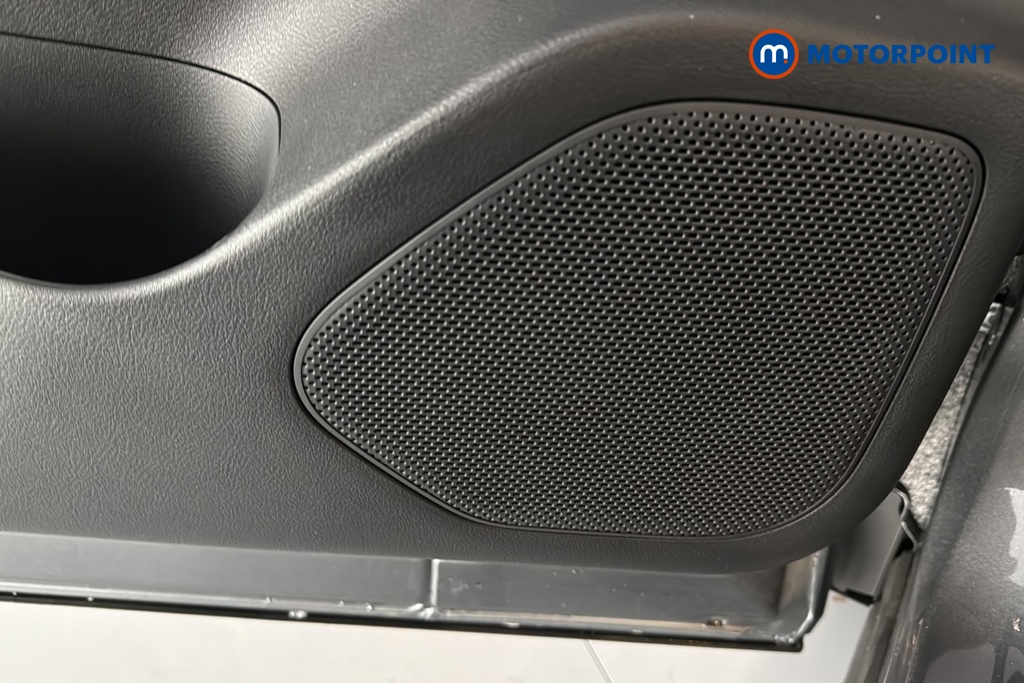 Nissan Qashqai N-Connecta Automatic Petrol SUV - Stock Number (1683537) - 21st supplementary image