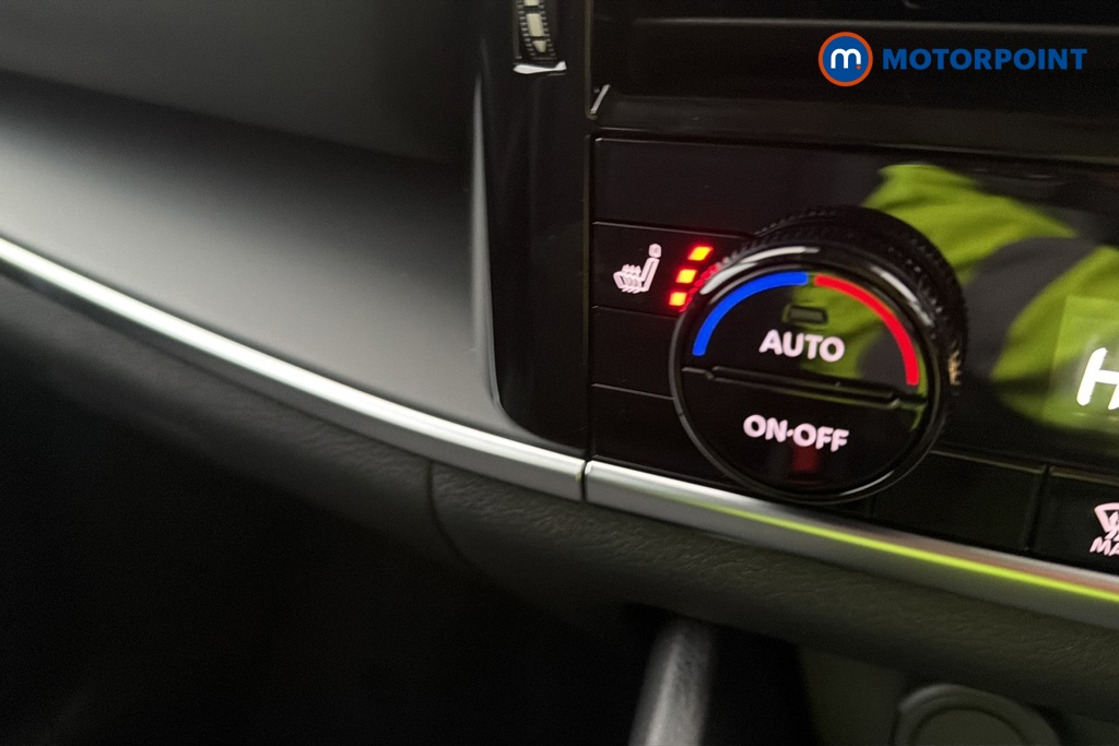 Nissan Qashqai N-Connecta Automatic Petrol SUV - Stock Number (1683538) - 14th supplementary image