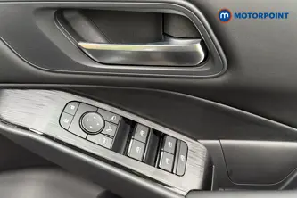 Nissan Qashqai N-Connecta Automatic Petrol SUV - Stock Number (1683538) - 19th supplementary image