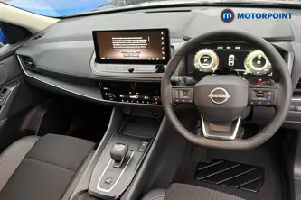 Nissan Qashqai N-Connecta Automatic Petrol SUV - Stock Number (1683538) - 1st supplementary image