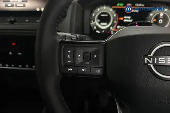 Nissan Qashqai N-Connecta Manual Petrol SUV - Stock Number (1683552) - 4th supplementary image