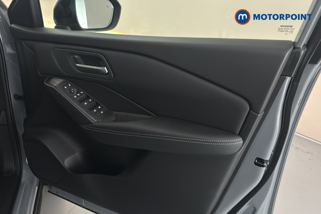 Nissan Qashqai N-Connecta Manual Petrol SUV - Stock Number (1683552) - 18th supplementary image