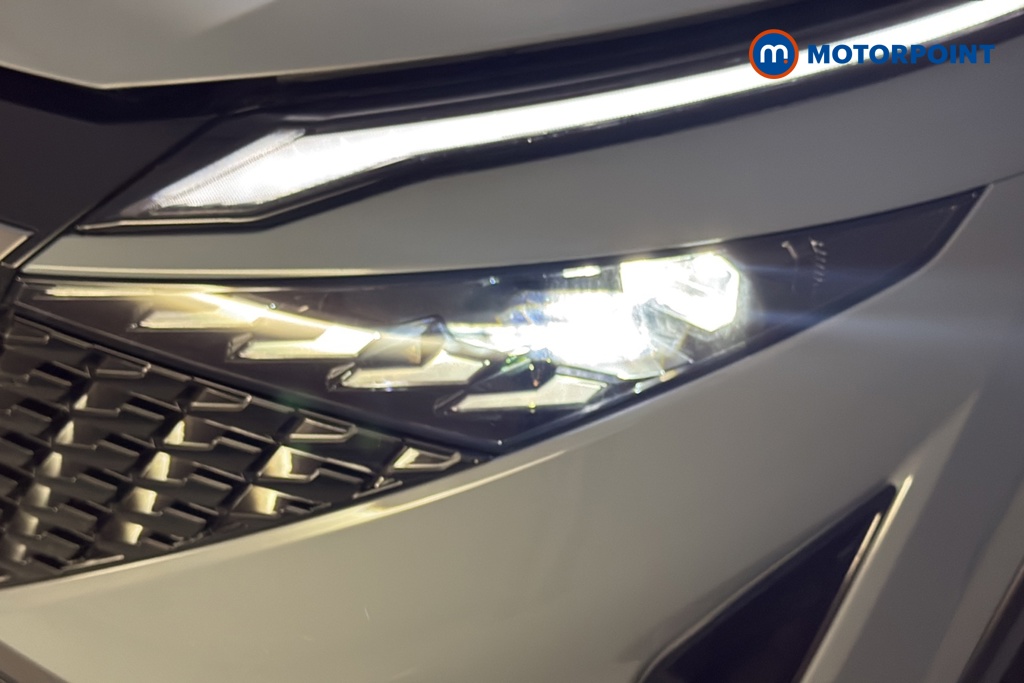 Nissan Qashqai N-Connecta Manual Petrol SUV - Stock Number (1683552) - 42nd supplementary image