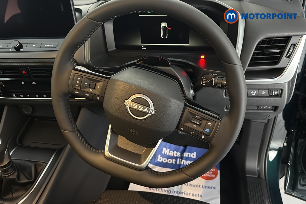 Nissan Qashqai N-Connecta Manual Petrol SUV - Stock Number (1683559) - 2nd supplementary image