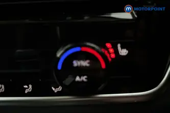 Nissan Qashqai N-Connecta Manual Petrol SUV - Stock Number (1683559) - 14th supplementary image