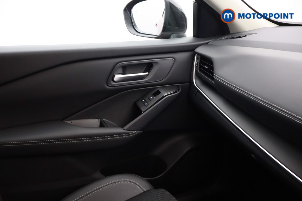 Nissan Qashqai N-Connecta Automatic Petrol SUV - Stock Number (1683564) - 15th supplementary image