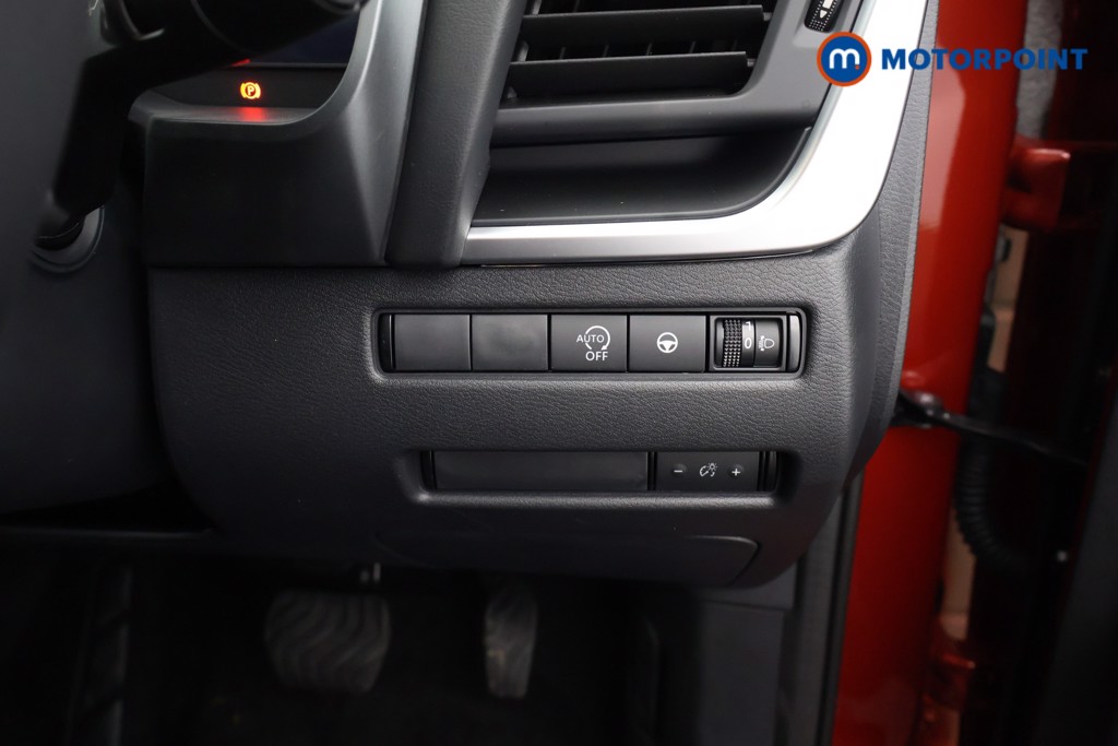 Nissan Qashqai N-Connecta Automatic Petrol SUV - Stock Number (1683564) - 18th supplementary image