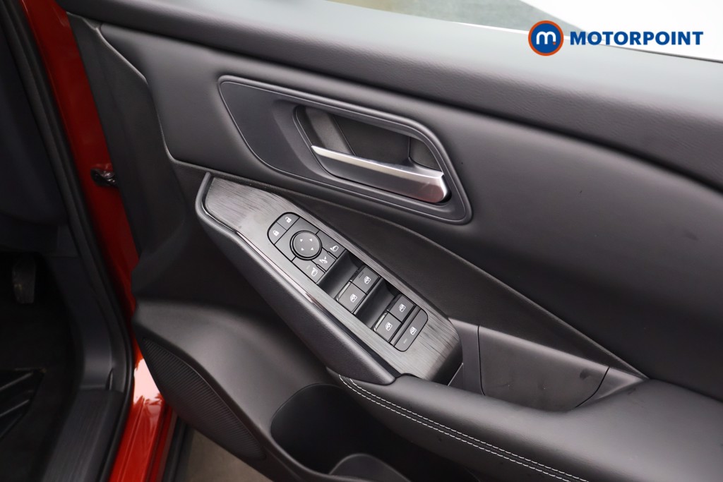 Nissan Qashqai N-Connecta Automatic Petrol SUV - Stock Number (1683564) - 20th supplementary image