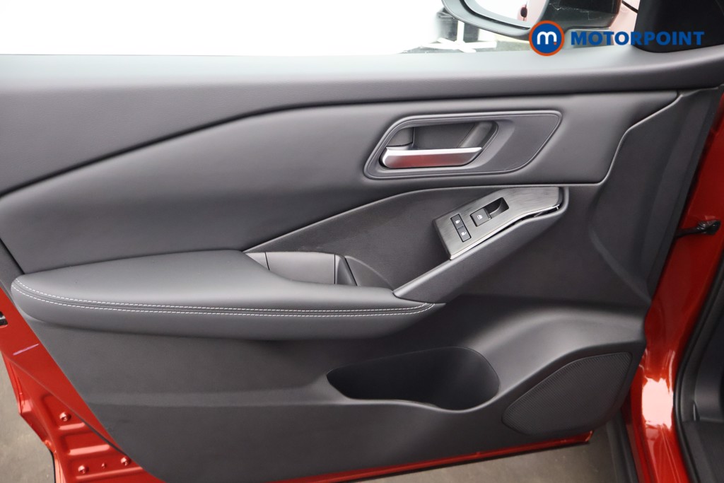 Nissan Qashqai N-Connecta Automatic Petrol SUV - Stock Number (1683564) - 30th supplementary image