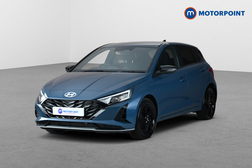 Hyundai I20 Black Line Manual Petrol Hatchback - Stock Number (1685084) - Passenger side front corner