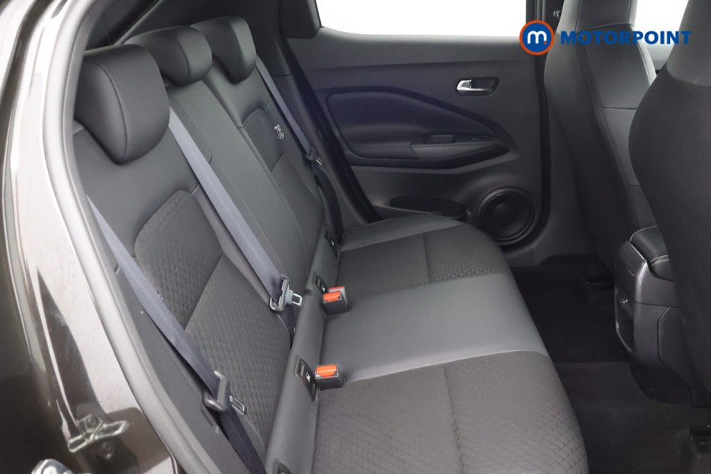 Nissan Juke N-Connecta Manual Petrol SUV - Stock Number (1685650) - 18th supplementary image
