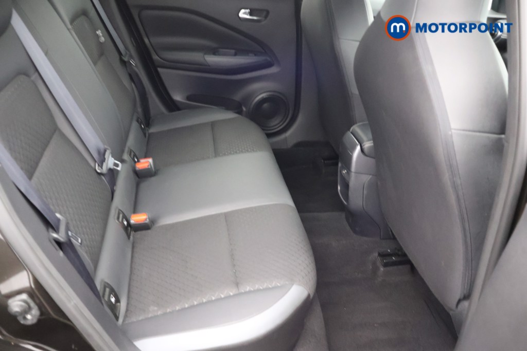 Nissan Juke N-Connecta Manual Petrol SUV - Stock Number (1685650) - 19th supplementary image