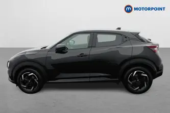Nissan Juke N-Connecta Manual Petrol SUV - Stock Number (1685650) - Passenger side