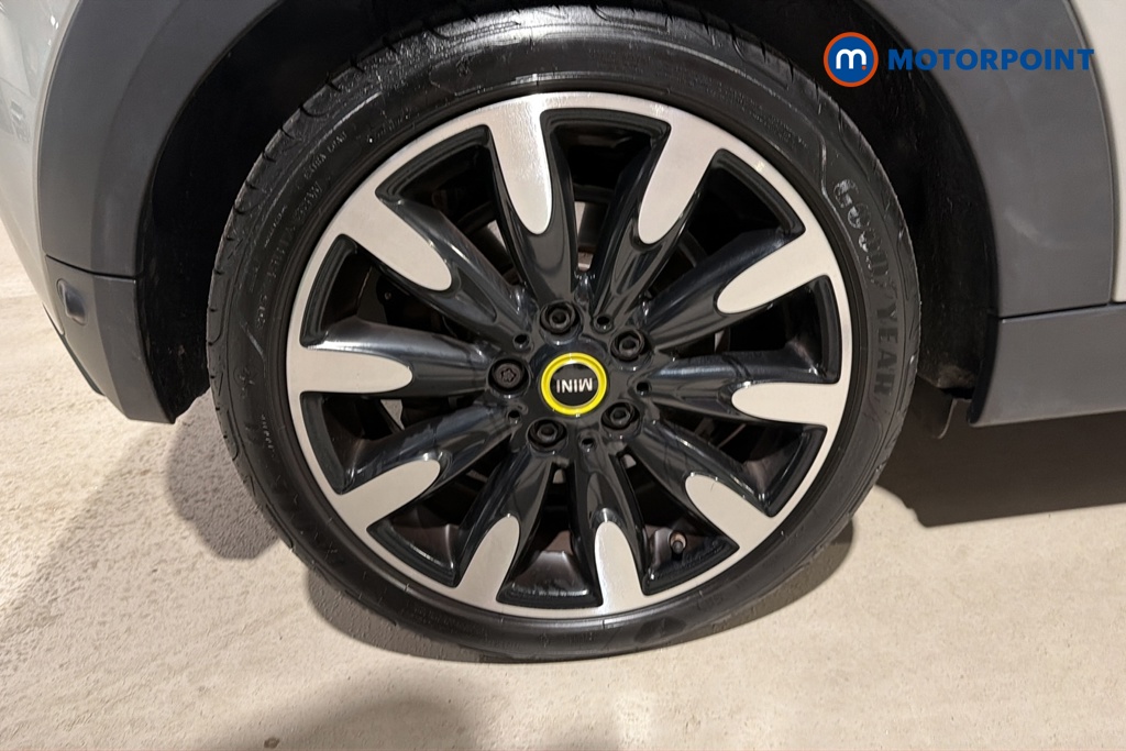 Mini Hatchback Cooper S Level 3 Automatic Electric Hatchback - Stock Number (1685773) - 46th supplementary image