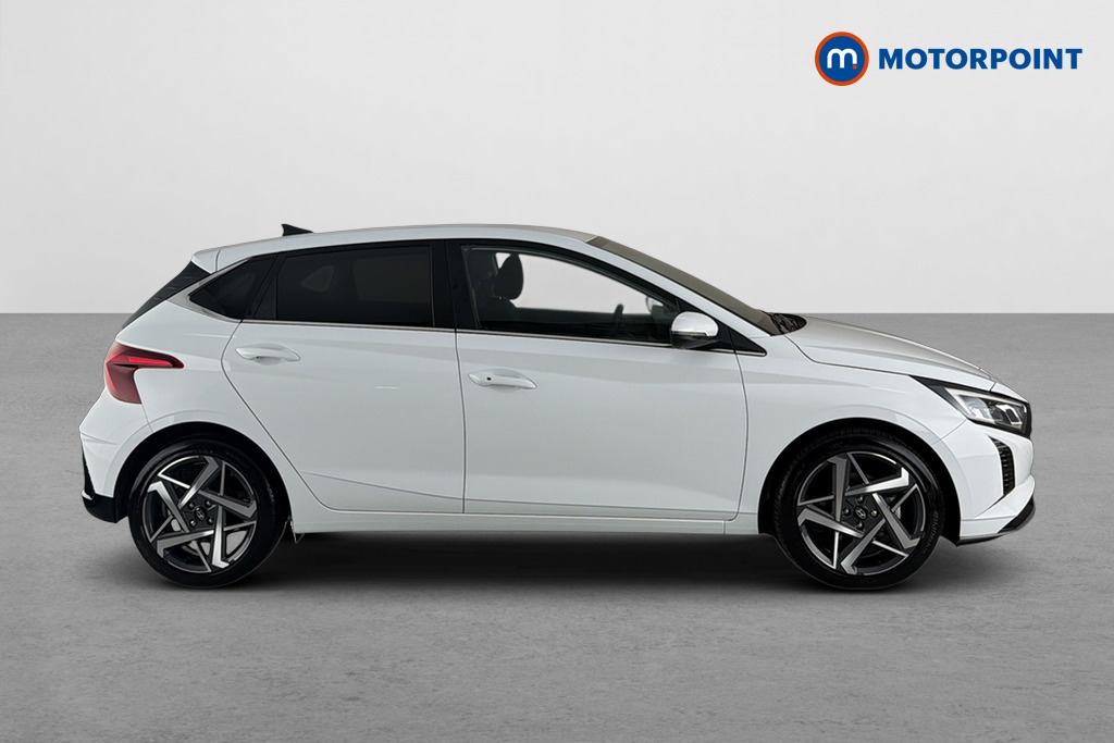 Hyundai I20 Tech Line Automatic Petrol Hatchback - Stock Number (1686031) - Passenger side