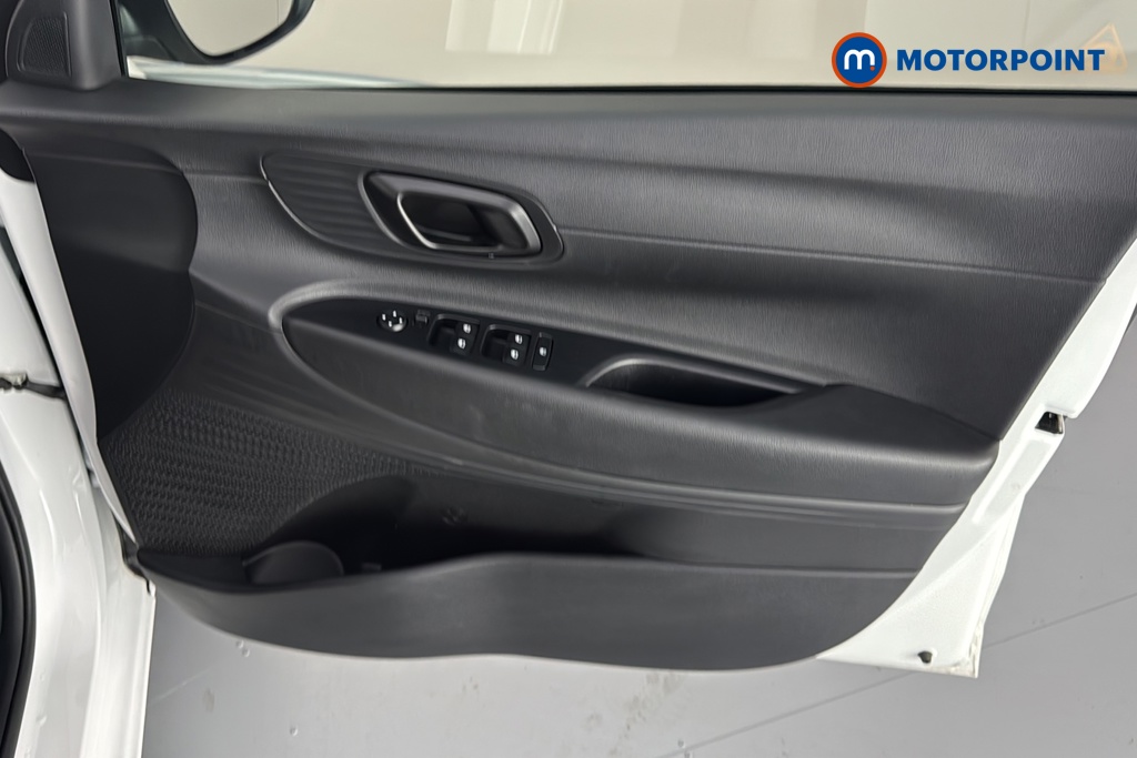 Hyundai I20 Black Line Manual Petrol Hatchback - Stock Number (1686540) - 18th supplementary image