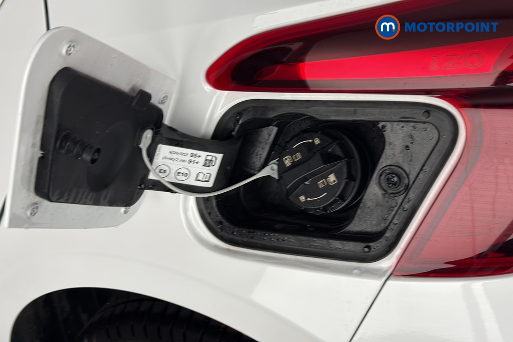 Hyundai I20 Black Line Manual Petrol Hatchback - Stock Number (1686540) - 41st supplementary image