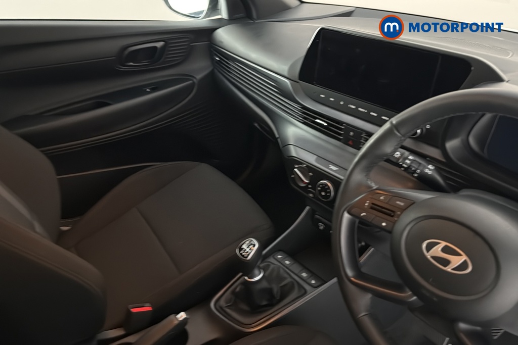 Hyundai I20 Black Line Manual Petrol Hatchback - Stock Number (1686540) - 1st supplementary image
