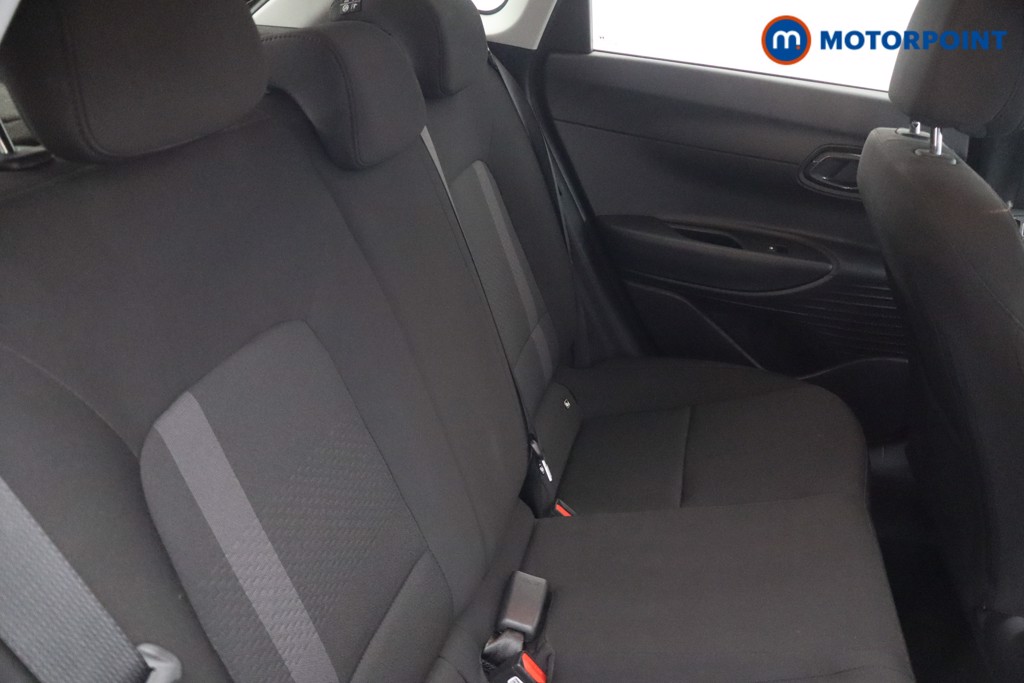 Hyundai I20 Tech Line Automatic Petrol Hatchback - Stock Number (1686702) - 32nd supplementary image
