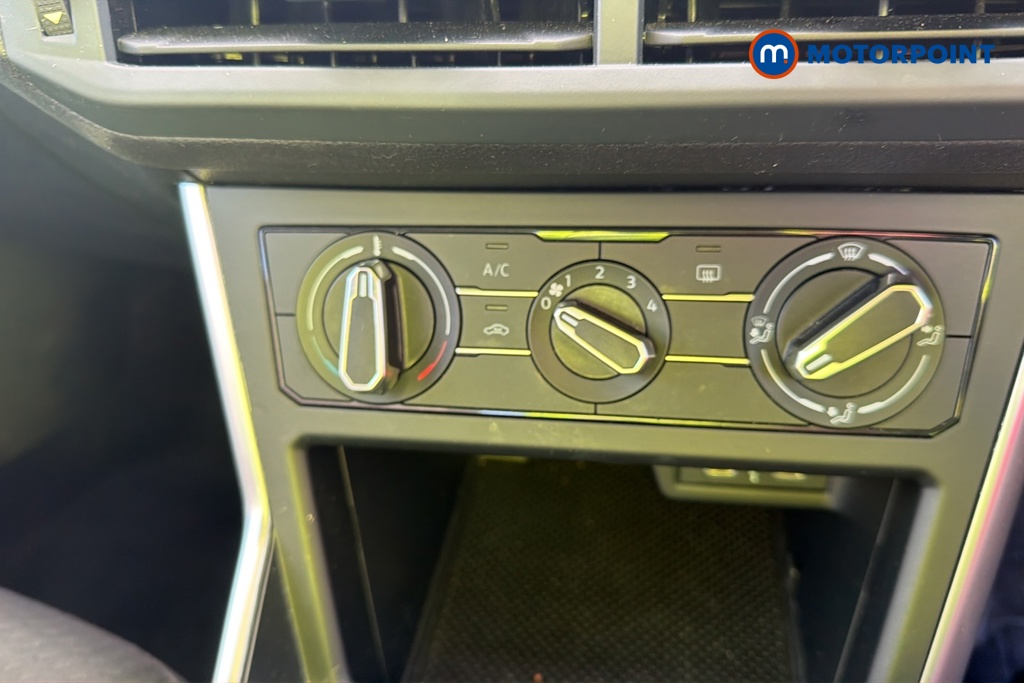 Volkswagen Polo Life Manual Petrol Hatchback - Stock Number (1686801) - 12th supplementary image