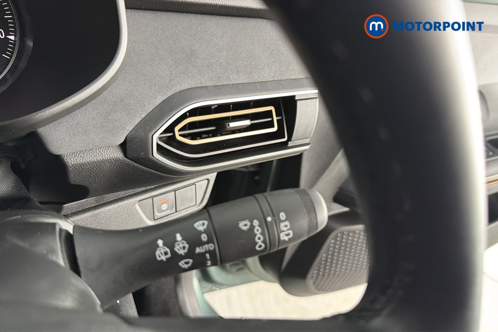 Dacia Sandero Stepway Extreme Manual Petrol Hatchback - Stock Number (1686929) - 6th supplementary image