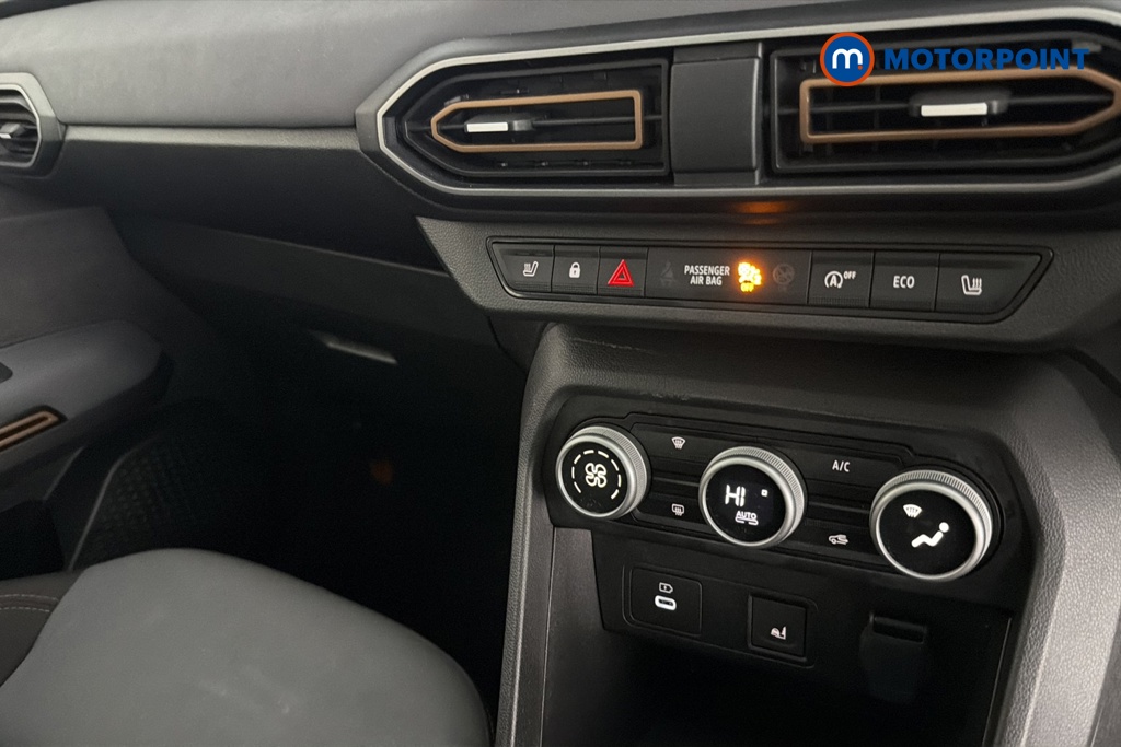 Dacia Sandero Stepway Extreme Manual Petrol Hatchback - Stock Number (1686929) - 12th supplementary image