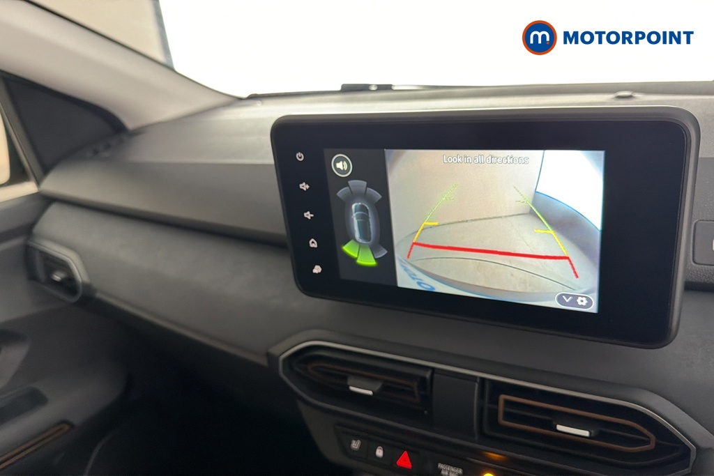 Dacia Sandero Stepway Extreme Manual Petrol Hatchback - Stock Number (1687075) - 13th supplementary image