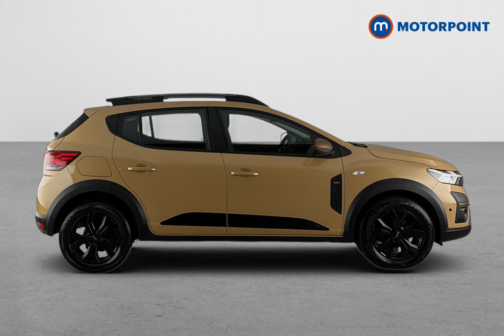 Dacia Sandero Stepway Extreme Manual Petrol Hatchback - Stock Number (1687075) - Passenger side