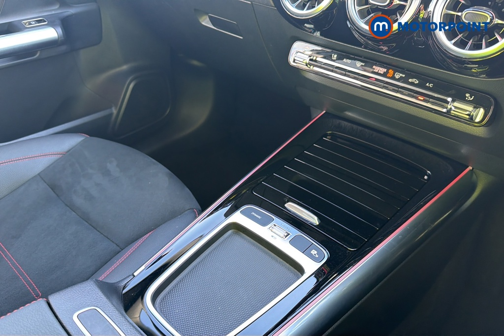 Mercedes-Benz GLA Amg Line Automatic Petrol SUV - Stock Number (1687126) - 15th supplementary image