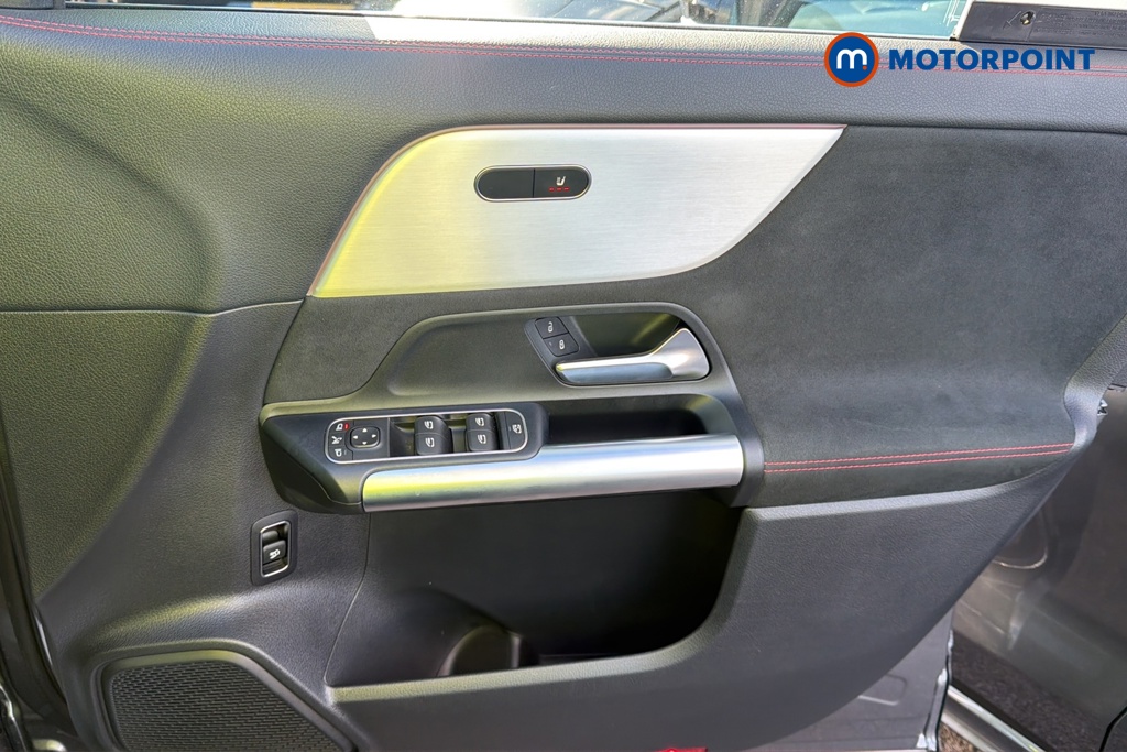 Mercedes-Benz GLA Amg Line Automatic Petrol SUV - Stock Number (1687126) - 18th supplementary image