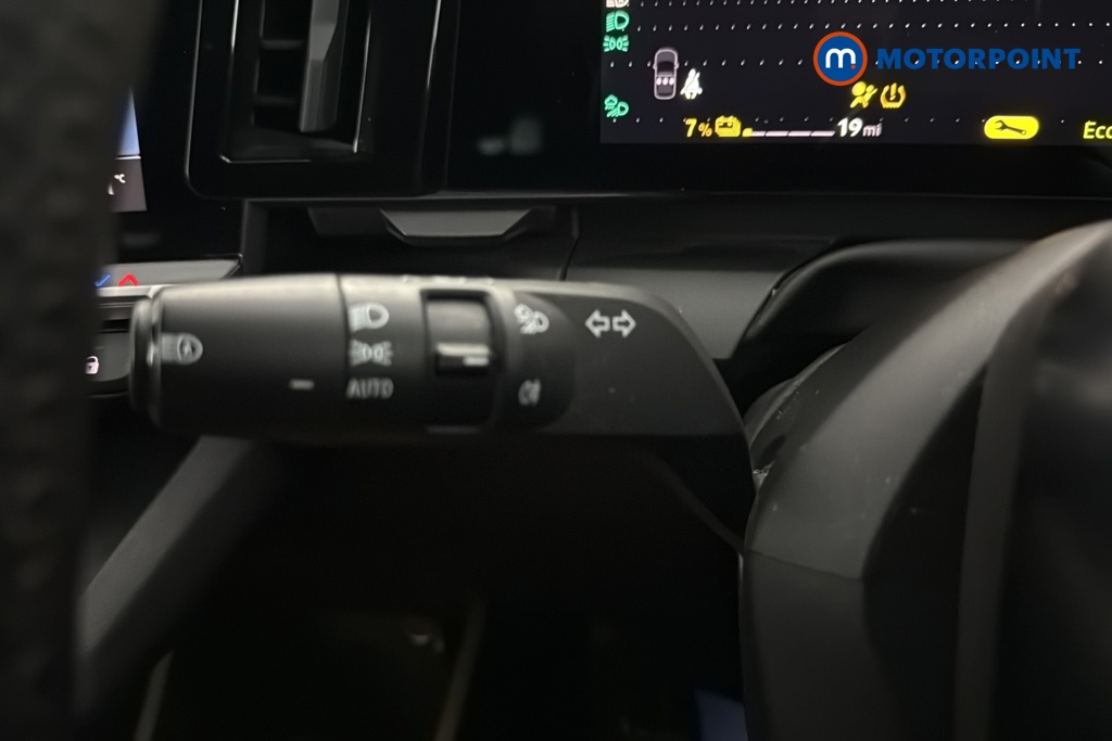 Renault Megane E-Tech Iconic Automatic Electric Hatchback - Stock Number (1687170) - 5th supplementary image