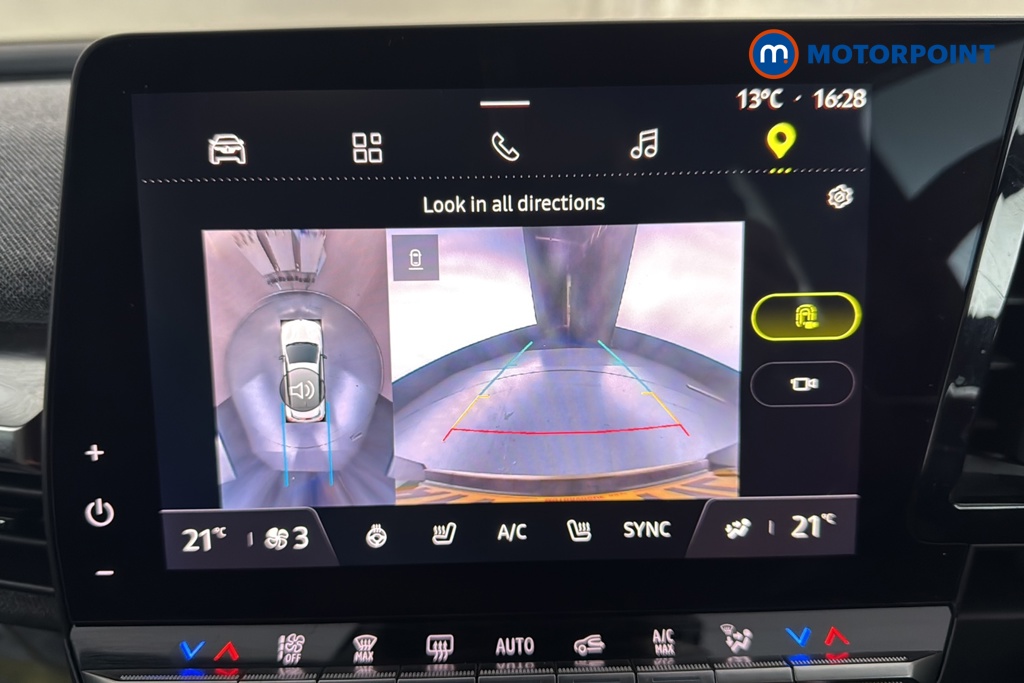 Renault Megane E-Tech Iconic Automatic Electric Hatchback - Stock Number (1687170) - 13th supplementary image