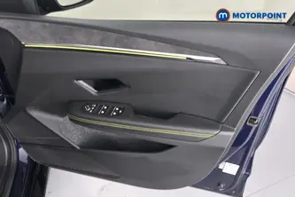 Renault Megane E-Tech Iconic Automatic Electric Hatchback - Stock Number (1687170) - 18th supplementary image